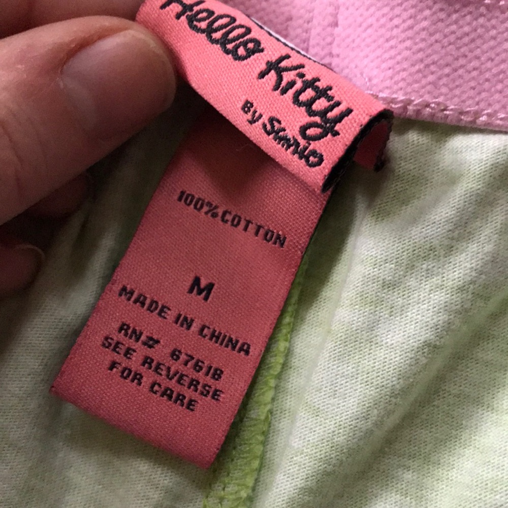 โข Hello Kitty โข Y2K Dreamy Sleep Shorts - Picture 2 of 11